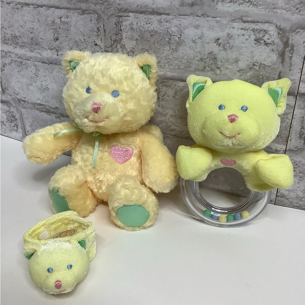 Gund Heads & Tales Cat Plush Rattle Lot of 3 Baby Toy Yellow